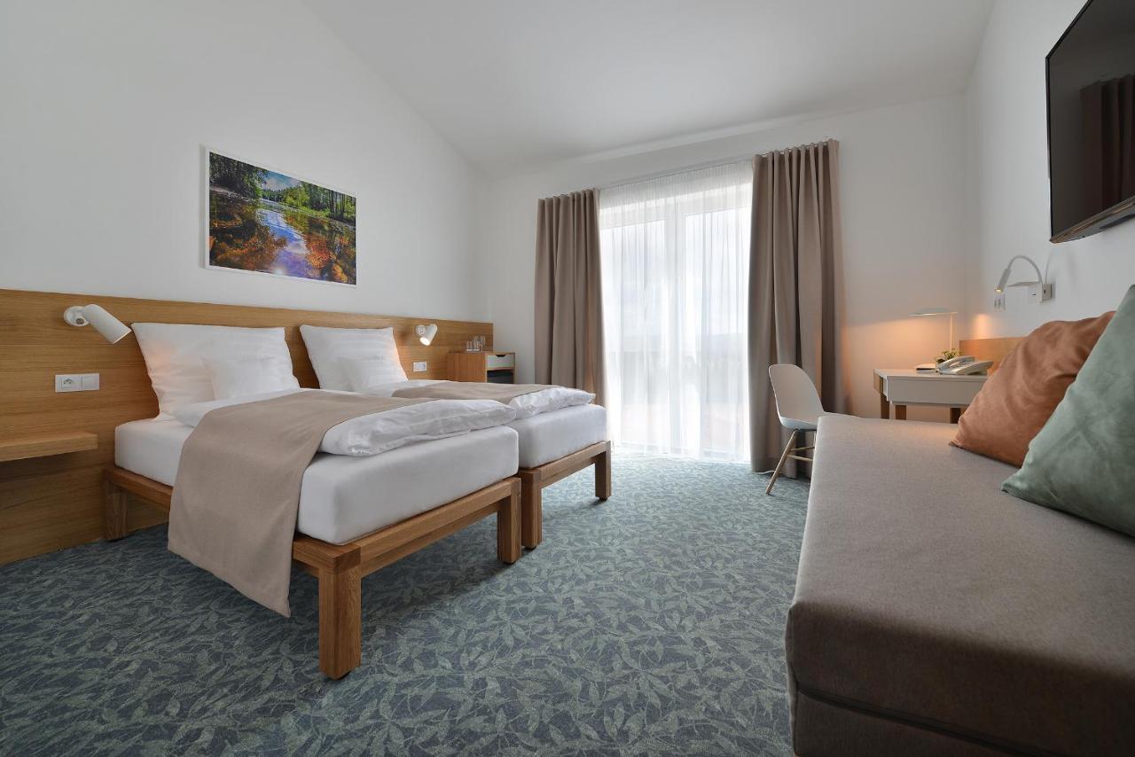 Hotel Wellness Happy Star 4*