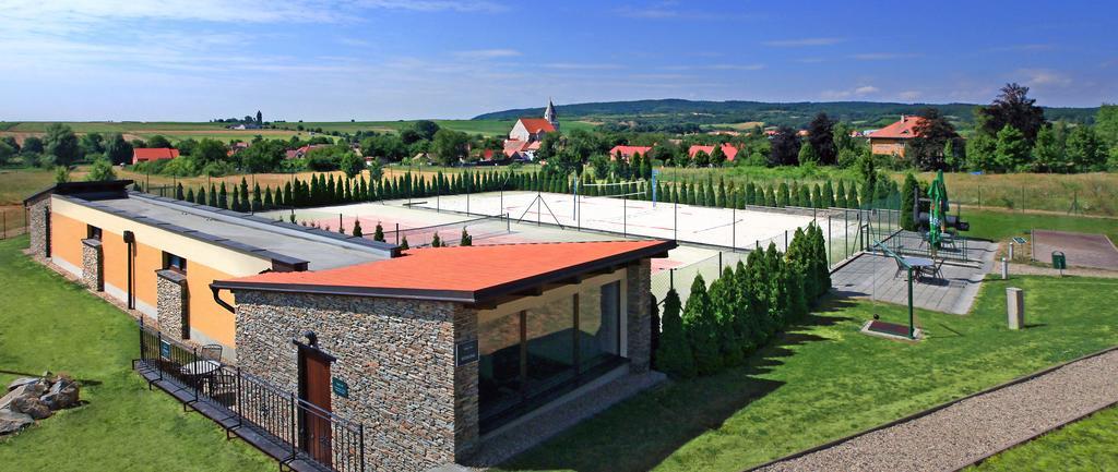 Hotel Wellness Happy Star Hnanice (Znojmo)