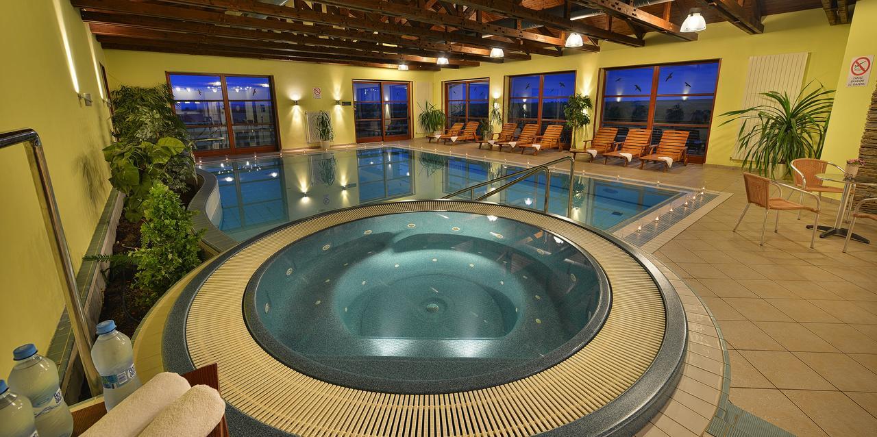 Hotel Wellness Happy Star Hnanice (Znojmo)
